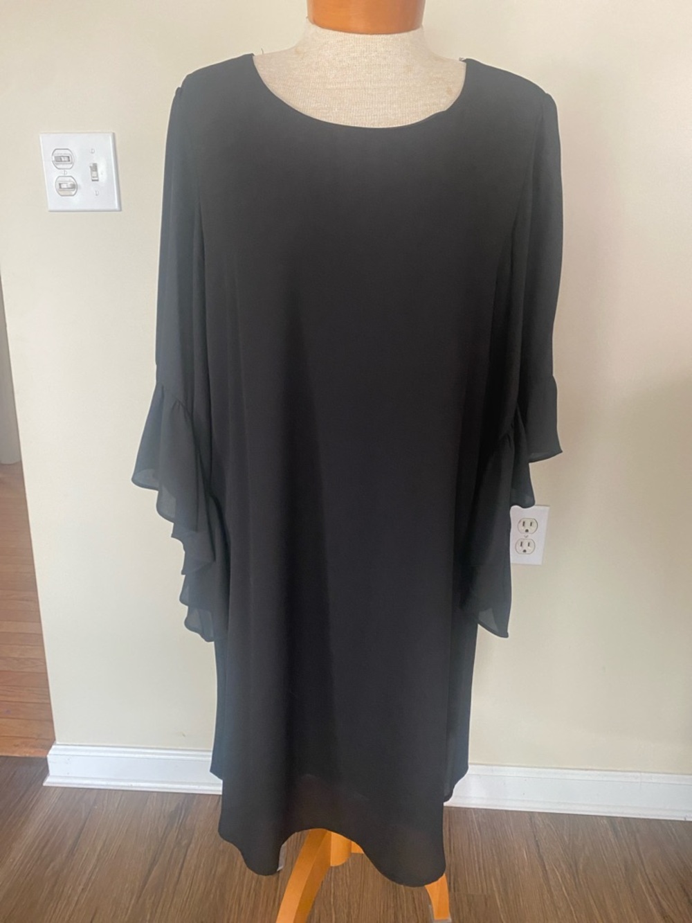 Joseph Ribkoff black shift dress. Ruffle, bell, flutter sleeve. Size 14